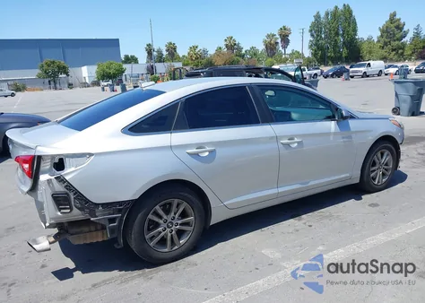2016 Hyundai Sonata Se z USA, uszkodzony, nr VIN 5NPE24AF2GH266109